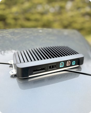 a small IoT device for Transportation on car hood